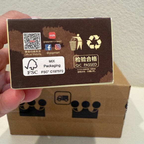 CRYBABY Wild but Cutie Series-Phone Charm Blind Box-Vintage Cutie - Picture 4 of 9